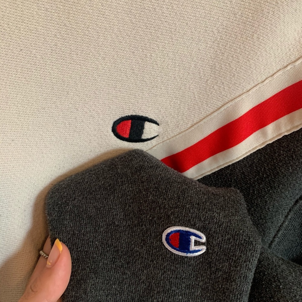 Champion Reverse Weave Hoodie - Picture 4 of 4